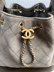 Fortok Chanel hobo bag Chanel 25 Small handbag in Brown 30*26*14cm - 4