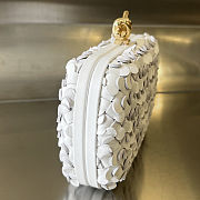 Fortok Bottega Veneta White Metallic Knot Leather Clutch Bag 19x11.5x5cm - 6