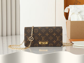 Fortok Louis Vuitton Monogram Lily Wallet On Chain Monogram 20.7 x 10.2 x 3.5 cm