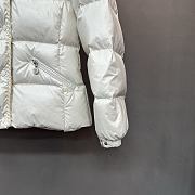 Fortok Moncler Glareins short down jacket with a hood White - 5