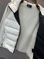 Fortok Moncler Grenoble logo-print padded jacket White - 2