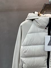 Fortok Moncler Grenoble logo-print padded jacket White - 6