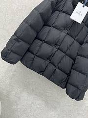 Fortok Moncler Cochevigne Square-Quilted Short Down Jacket Black - 2