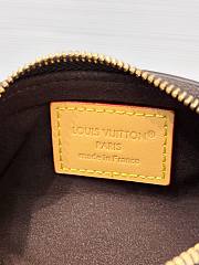 Fortok Louis Vuitton Cosmetic Lipstick Pouch Monogram 11x6x3cm - 4