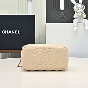 Fortok Chanel Vanity Case Bag With Chain in Beige 16×10×8cm - 5