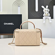 Fortok Chanel Vanity Case Bag With Chain in Beige 16×10×8cm - 4