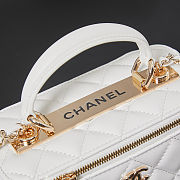Fortok Chanel 24B Vanity Case White With Top Handle 17x10x8cm - 6