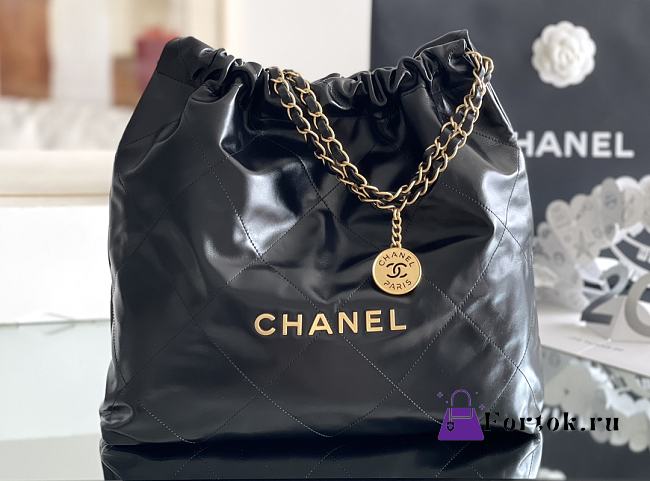 Fortok Chanel 22 bag in Black Gold hardware 39 x 42 x 8cm  - 1