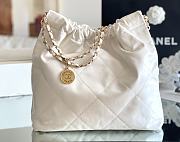 Fortok Chanel 22 bag in White Gold hardware 39 x 42 x 8cm  - 5