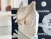 Fortok Chanel 22 bag in White Gold hardware 39 x 42 x 8cm  - 2