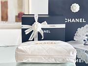Fortok Chanel 22 bag in White Gold hardware 35 x 37 x 7cm - 4