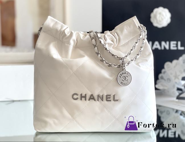Fortok Chanel 22 bag in White Silver hardware 35 x 37 x 7cm - 1