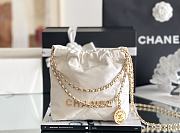 Fortok Chanel 22 bag in White Gold hardware 20 x 18.5 x 6cm  - 1