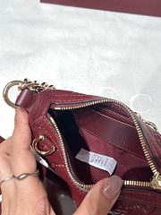 Fortok Gucci GG Emblem mini shoulder bag in red leather 19 x 12 x 4 cm - 6