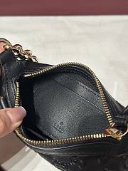 Fortok Gucci GG Emblem mini shoulder bag in Black leather 19 x 12 x 4 cm - 4
