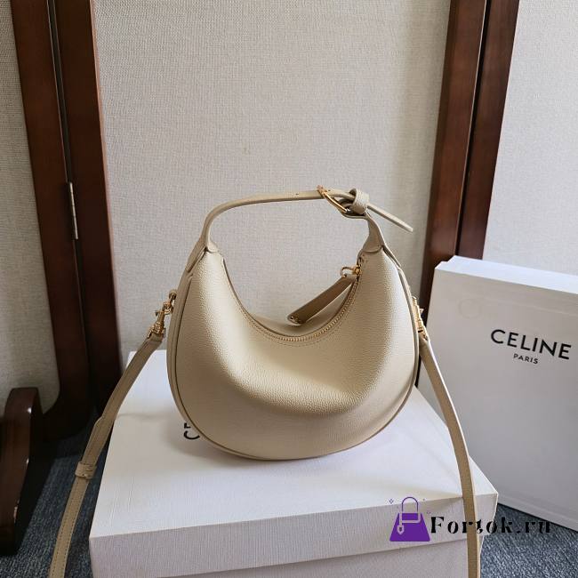 Fortok Celine Lulu bag Cream 21x24x5cm - 1