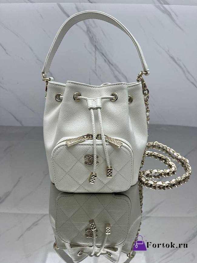 Fortok Chanel Clutch With Chain Caviar White 12.5-19-7.5cm - 1