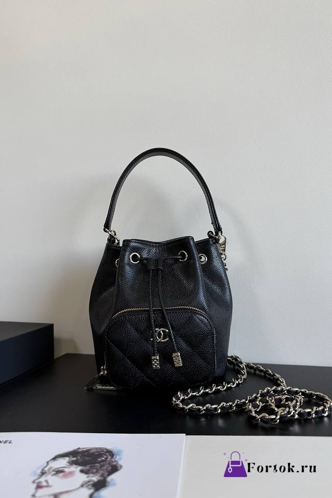 Fortok Chanel Clutch With Chain Caviar Black 12.5-19-7.5cm - 1