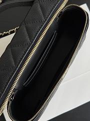 Fortok Chanel Vanity Case With Chain Black Caviar 19.5×17×5cm - 5