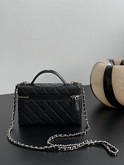 Fortok Chanel Vanity Case With Chain Black Caviar 19.5×17×5cm - 3