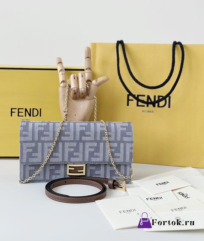 Fortok Fendi Baguette Continental Wallet on Chain 21x5x11.5cm - 1
