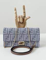 Fortok Fendi Baguette Continental Wallet on Chain 21x5x11.5cm - 4