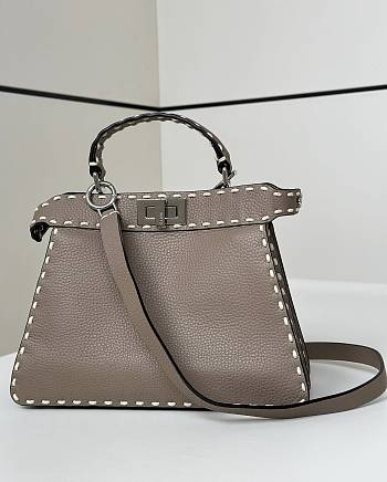 Fortok Fendi Peekaboo bag with Selleria stitching Brown  27×11×20cm