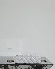 Fortok Chanel Vanity Case With Gold Chain White Caviar 19.5×17×5cm - 6