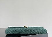 Fortok Bottega Veneta Andiamo clutch in green intrecciato suede lambskin 31*13*3cm - 6