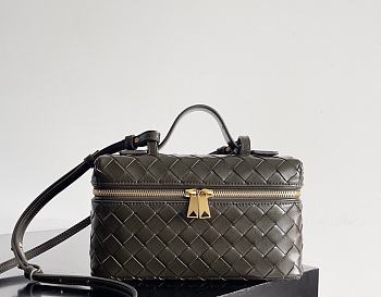 Fortok Bottega Veneta Bang Bang Intrecciato Vanity Bag in Cypress 22*12.5*5cm 