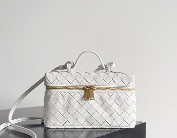 Fortok Bottega Veneta Bang Bang Intrecciato Vanity Bag in White 22*12.5*5cm