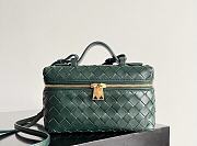 Fortok Bottega Veneta Bang Bang Intrecciato Vanity Bag in Emerald Green 22*12.5*5cm  - 1