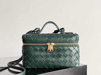 Fortok Bottega Veneta Bang Bang Intrecciato Vanity Bag in Emerald Green 22*12.5*5cm 