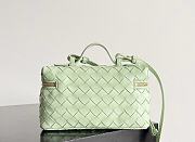 Fortok Bottega Veneta Bang Bang Intrecciato Vanity Bag in Baby Green 22*12.5*5cm   - 5