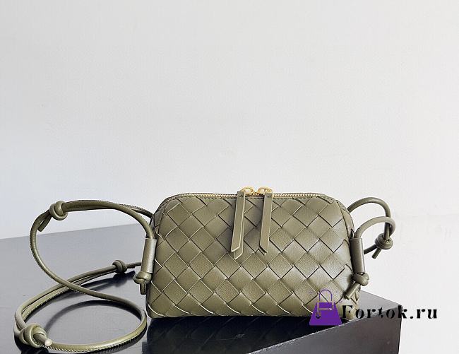 Fortok Bottega Veneta Concert Pouch green 18.5*11.5*8.5cm  - 1