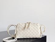 Fortok Bottega Veneta Concert Pouch Cream 18.5*11.5*8.5cm  - 1