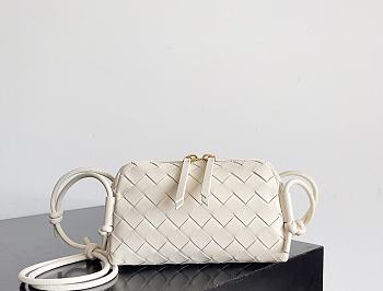 Fortok Bottega Veneta Concert Pouch Cream 18.5*11.5*8.5cm 
