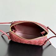 Fortok Bottega Veneta Concert Pouch Red 18.5*11.5*8.5cm  - 2