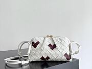 Fortok Bottega Veneta Concert Pouch White With Red Heart 18.5*11.5*8.5cm  - 1