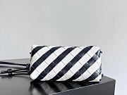 Fortok Bottega Veneta Concert Pouch Navy Blue/White 18.5*11.5*8.5cm  - 2