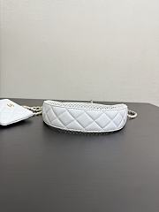 Fortok Chanel Round Clutch with Chain in white mesh and White lambskin leather 15 x 22 x 6cm - 6