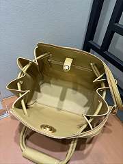 Fortok Loewe Madrid bag in calfskin Mini Bag Yellow 23.5 x 10 x 19 cm - 6