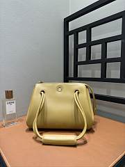 Fortok Loewe Madrid bag in calfskin Mini Bag Yellow 23.5 x 10 x 19 cm - 2