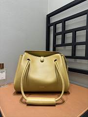 Fortok Loewe Madrid bag in calfskin Small Bag Yellow 29 x 11 x 23 cm  - 3