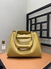 Fortok Loewe Madrid bag in calfskin Yellow 33 x 12 x 24 cm - 1