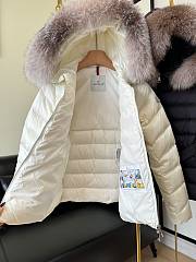 Fortok Moncler puffer jackets sfur-trimmed hood White/ Black - 3