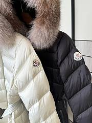 Fortok Moncler puffer jackets sfur-trimmed hood White/ Black - 4