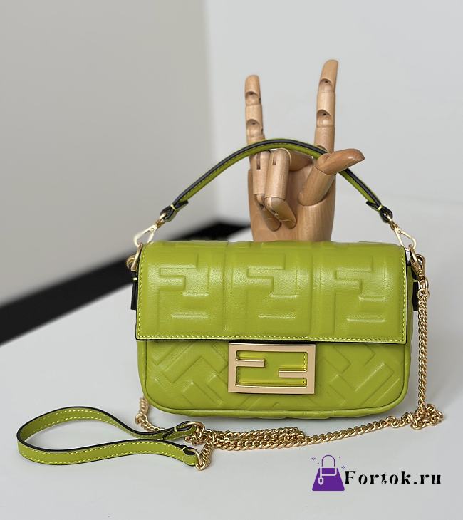 Fortok Fendi Baguette FF Logo Banana Green 19×5×12cm - 1