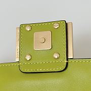Fortok Fendi Baguette FF Logo Banana Green 19×5×12cm - 2