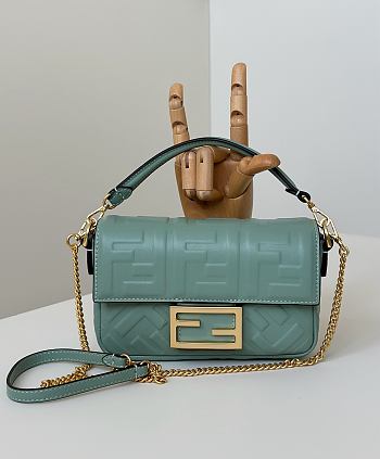 Fortok Fendi Baguette FF Logo Banana Blue 19×5×12cm